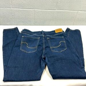 Levi Strauss mid rise skinny jeans​​​​​​​​​